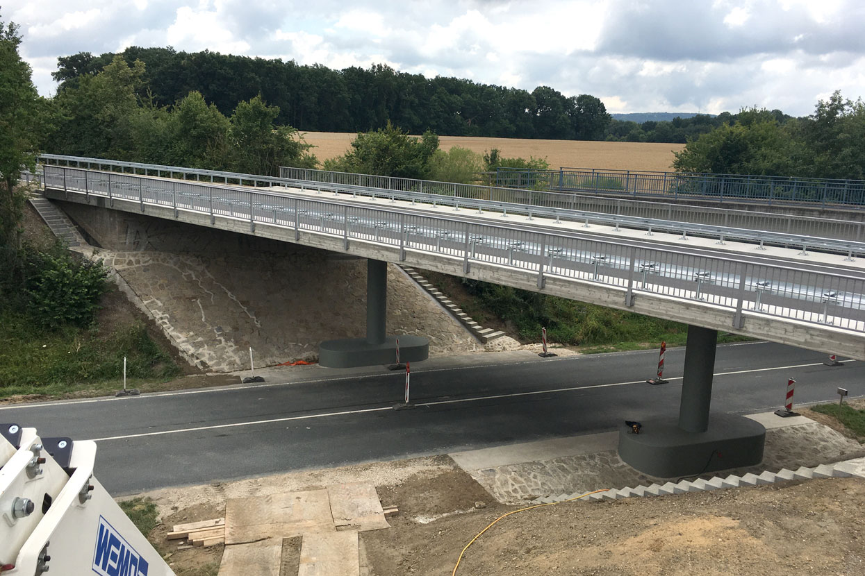 Rödl Referenz: Brücke Wiesentheid, Sanierungsarbeiten, Erneuerung der Brückenkappen